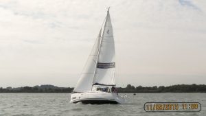 [25] Charter Yacht