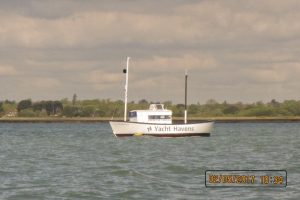 [8] Lymington SC Committee Boat