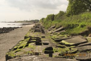 [8] On The Mulberry Harbour Remains (3421)