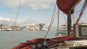 [M12] Approaching Cowes