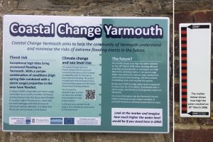 (0839) Flood Information Board In Yarmouth