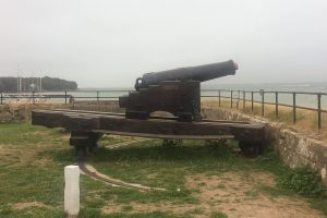 [24] At Yarmouth Fort
