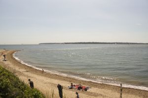 [04] Lepe Spit with the tide In