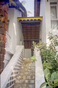 [10] Stairs To Our Room (Goa 2002 E24)