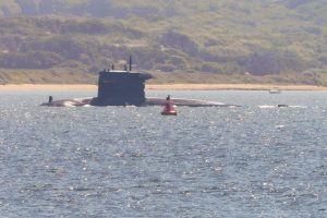 [11] 14:00 26th May Dutch Submarine Passing East Lepe Buoy
