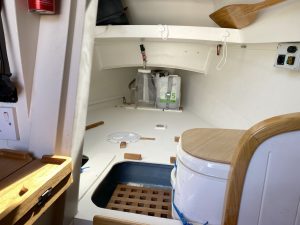 Interior 9 Forepeak With Fuel Cell IMG 7273